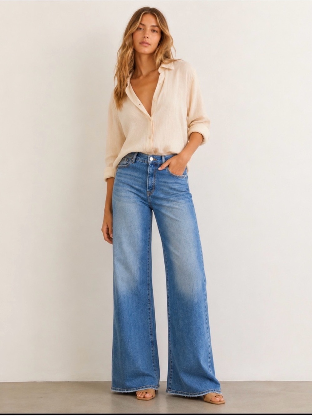 NWT RISEN Wide-Leg Jeans in Medium Blue Wash